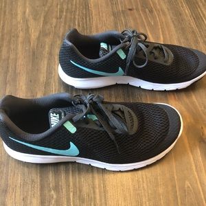 Nike Flex Experience Women’s Running Shoes 7.5